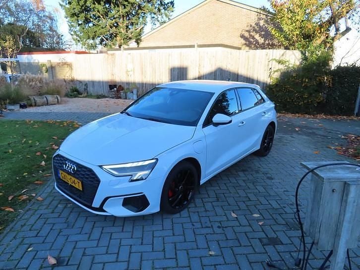 Gebruikt 2021 Audi A3 | € 21.999 (Super prijs) - Afbeelding 1/4