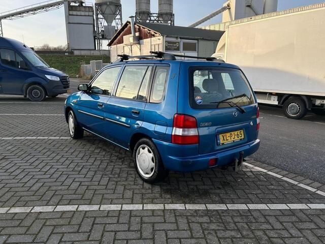 Occasion Mazda Demio 63 PK (46 kW) 1999 Blauw Hatchback