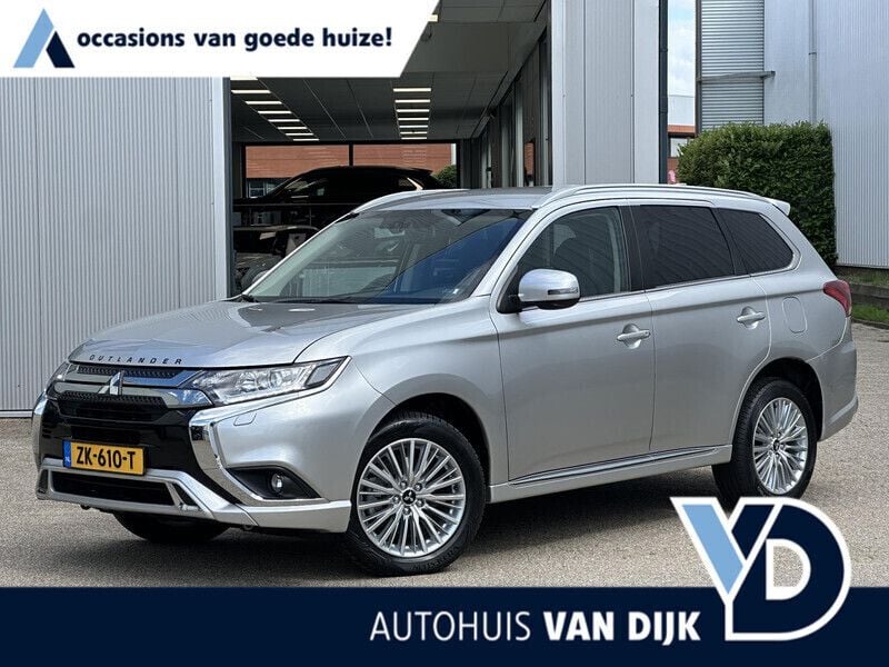 Grijs Gebruikt 2019 Mitsubishi Outlander P-HEV SUV | € 20.950 (Eerlijke prijs) - Afbeelding 1/4