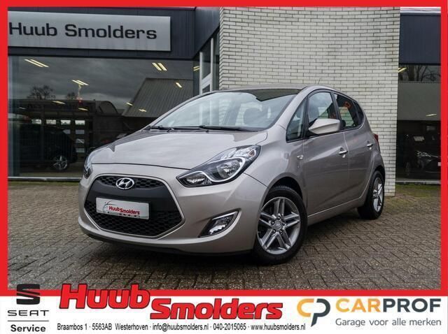 Beige Gebruikt 2017 Hyundai ix20 GO! Hatchback | € 14.990 (Duur) - Afbeelding 1/4