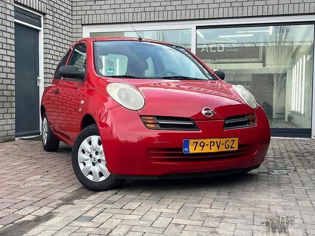 Occasion Nissan Micra Basis 65 PK (47 kW) 2004 Rood Hatchback