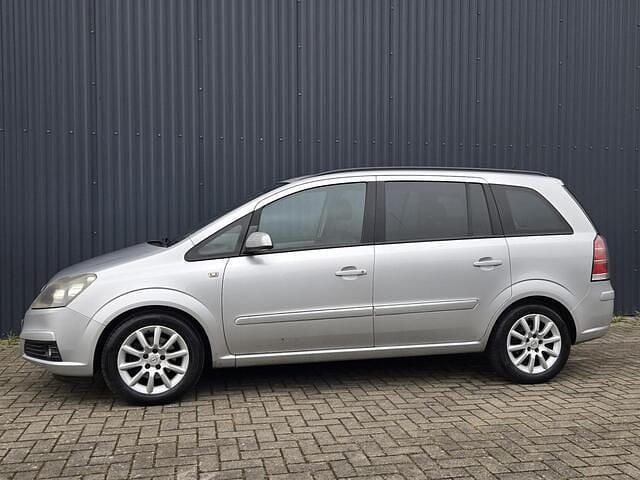 Occasion Opel Zafira 140 PK (102 kW) 2008 Grijs MPV
