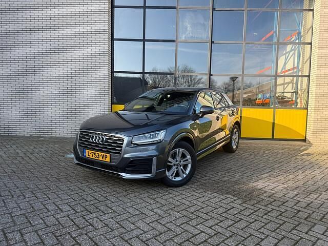 Grijs (metallic) Occasion 2018 Audi Q2 S-Line SUV | € 21.745 (Goede deal) - Afbeelding 1/4