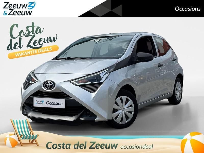 Grijs Gebruikt 2019 Toyota Aygo Hatchback | € 8.840 (Goede deal) - Afbeelding 1/4