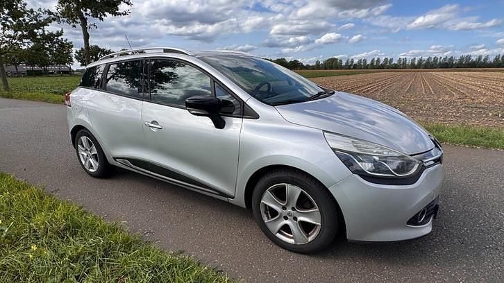 Gebruikt 2015 Renault Clio IV Stationwagen | € 3.500 (Goede deal) - Afbeelding 1/4