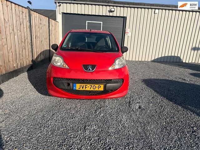 Occasion Peugeot 107 68 PK (50 kW) 2008 Rood Hatchback