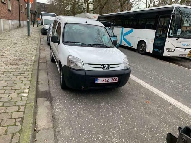 Wit Gebruikt 2008 Peugeot Partner MPV | € 1.100 (Goede deal) - Afbeelding 1/4