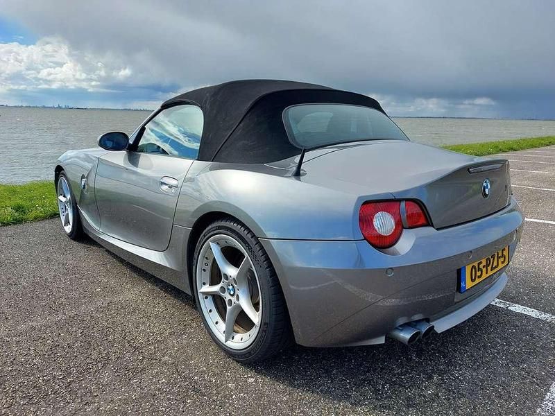 Grijs Gebruikt 2005 BMW Z4 Cabriolet | € 11.999 (Eerlijke prijs) - Afbeelding 1/4