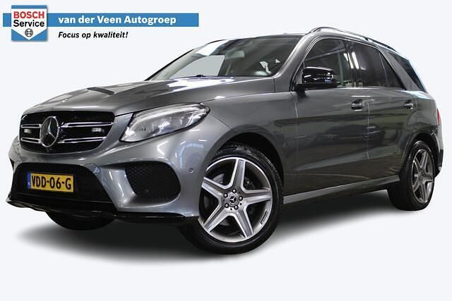 Grijs Gebruikt 2018 Mercedes GLE350 AMG line Van | € 32.450 - Afbeelding 1/4