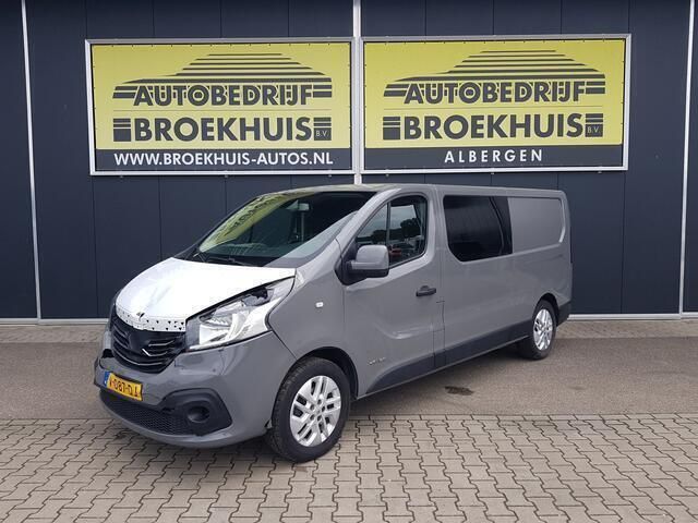 Grijs Gebruikt 2017 Renault Trafic Luxe Van | € 5.950 (Super prijs) - Afbeelding 1/4