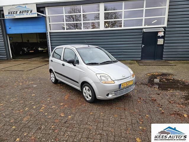 Grijs Gebruikt 2009 Chevrolet Matiz Hatchback | € 1.499 (Eerlijke prijs) - Afbeelding 1/4