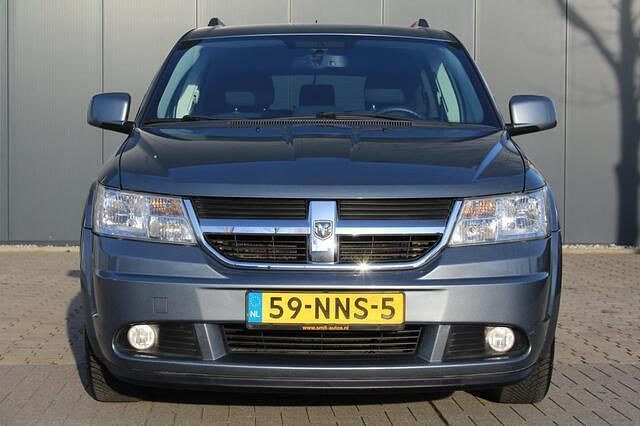 Occasion Dodge Journey SXT 170 PK (125 kW) 2010 Grijs SUV