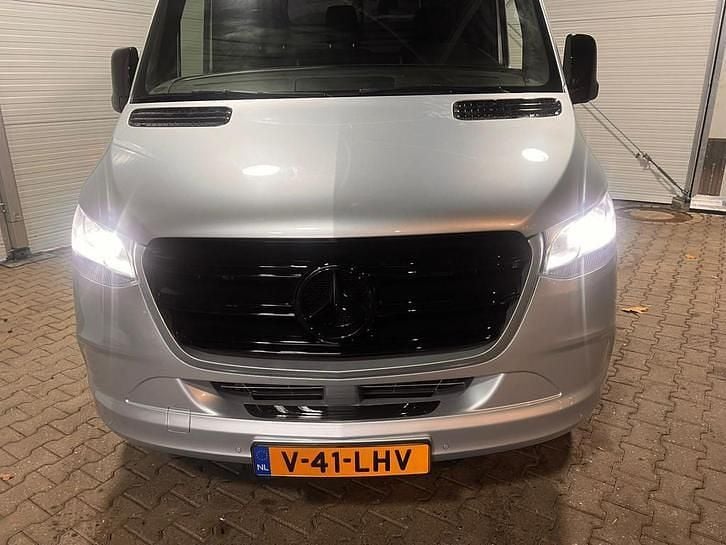 Occasion Mercedes Sprinter 170 PK (125 kW) 2023 Zilver (metallic) Van
