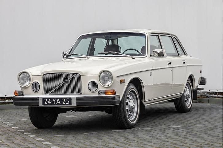 Wit Occasion 1974 Volvo 164 Sedan | € 29.900 - Afbeelding 1/4