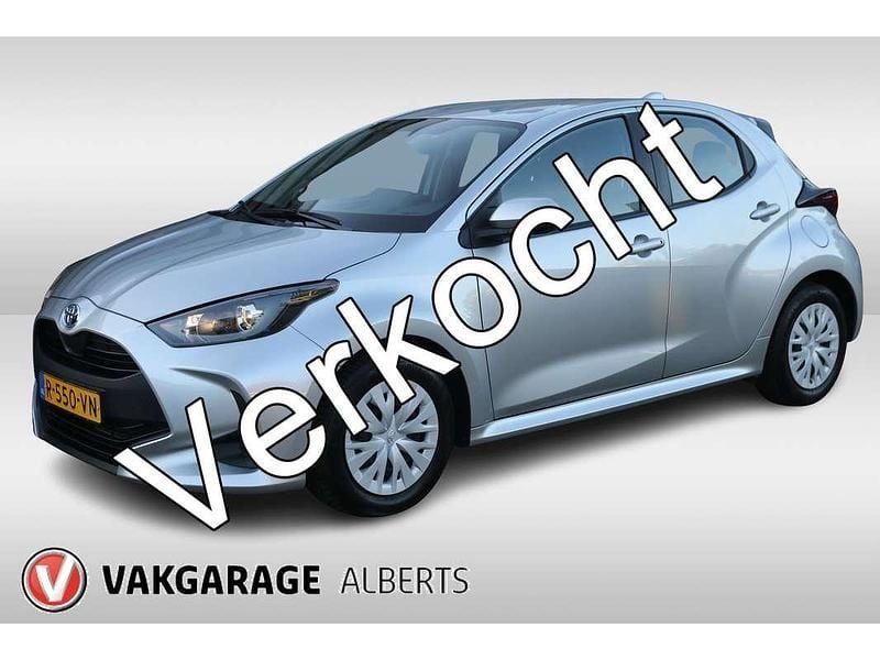 Occasion Toyota Yaris Hybrid Active 2022 Grijs Hatchback