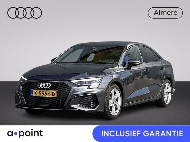 Grijs Gebruikt 2023 Audi A3 Sedan | € 29.949 (Eerlijke prijs) - Afbeelding 1/4