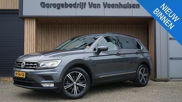 Grijs Gebruikt 2019 VW Tiguan Comfortline SUV | € 23.950 (Super prijs) - Afbeelding 1/4