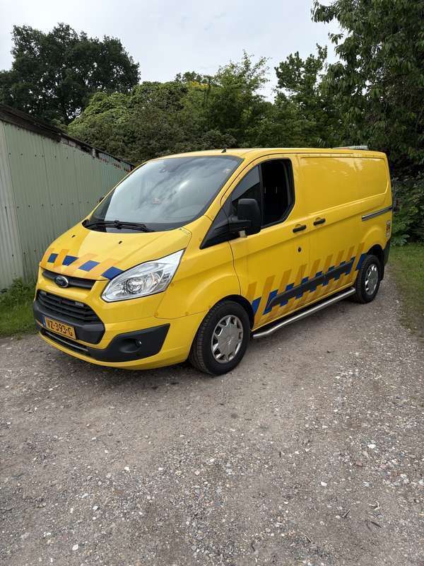 Gebruikt 2016 Ford Transit Custom Basis Van | € 8.500 (Eerlijke prijs) - Afbeelding 1/4