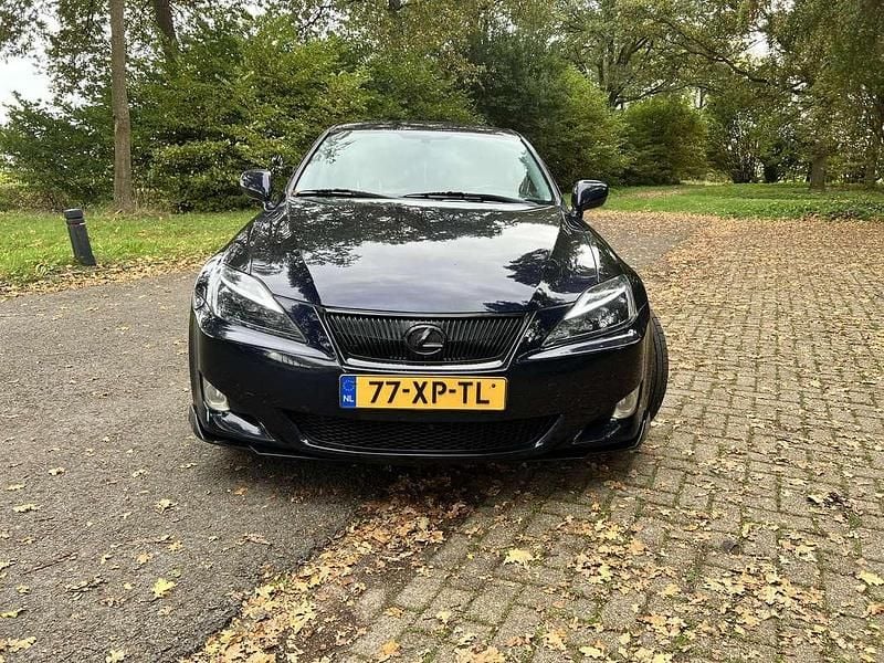 Blauw Gebruikt 2007 Lexus IS250 Business Edition Sedan | € 5.500 (Eerlijke prijs) - Afbeelding 1/4