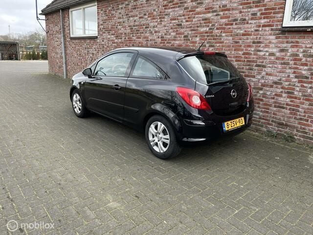 Occasion Opel Corsa Enjoy 90 PK (66 kW) 2008 Zwart Hatchback