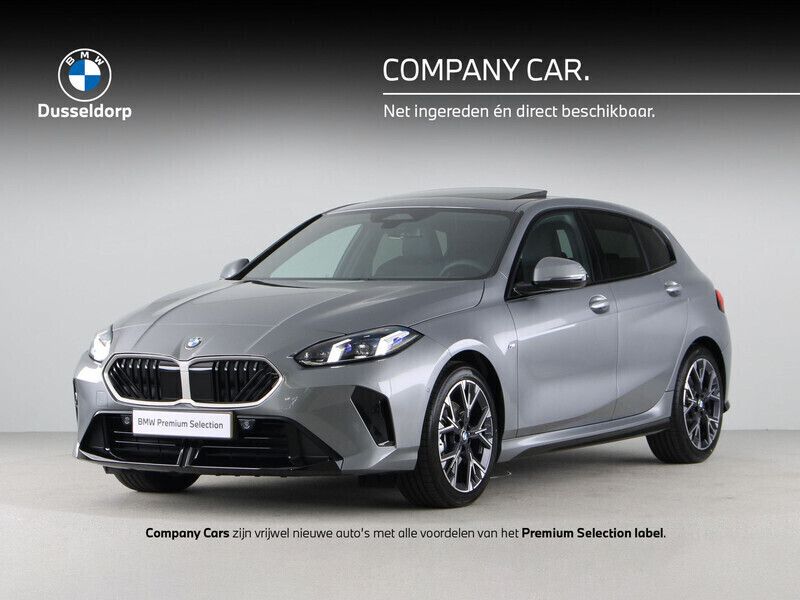 Grijs Gebruikt 2025 BMW 120 M Sport Hatchback | € 43.900 - Afbeelding 1/4