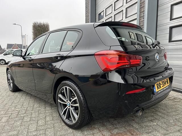Occasion BMW 118 Sport Line 136 PK (100 kW) 2018 Zwart Hatchback