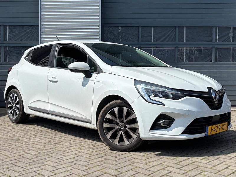 Wit Gebruikt 2020 Renault Clio V Zen Hatchback | € 11.945 (Iets duurder) - Afbeelding 1/3