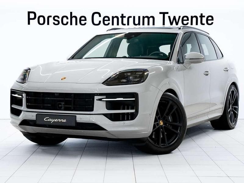 Grijs Occasion 2025 Porsche Cayenne SUV | € 124.900 (Goede deal) - Afbeelding 1/4