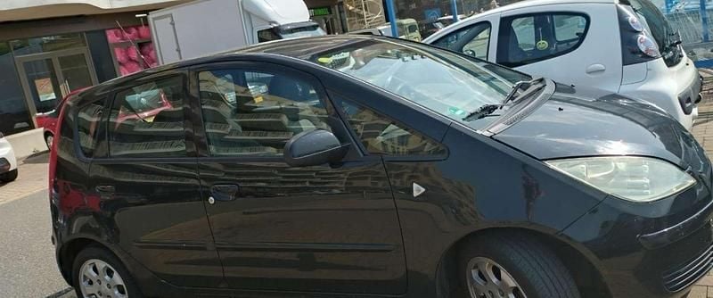 Gebruikt 2009 Mitsubishi Colt Invite Sedan | € 1.000 - Afbeelding 1/4