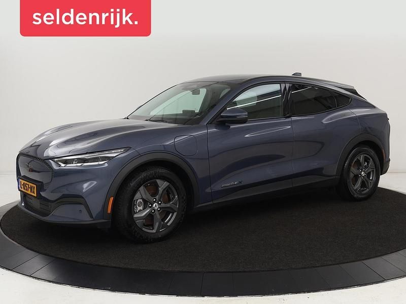 Blauw Gebruikt 2021 Ford Mustang SUV | € 24.400 - Afbeelding 1/4
