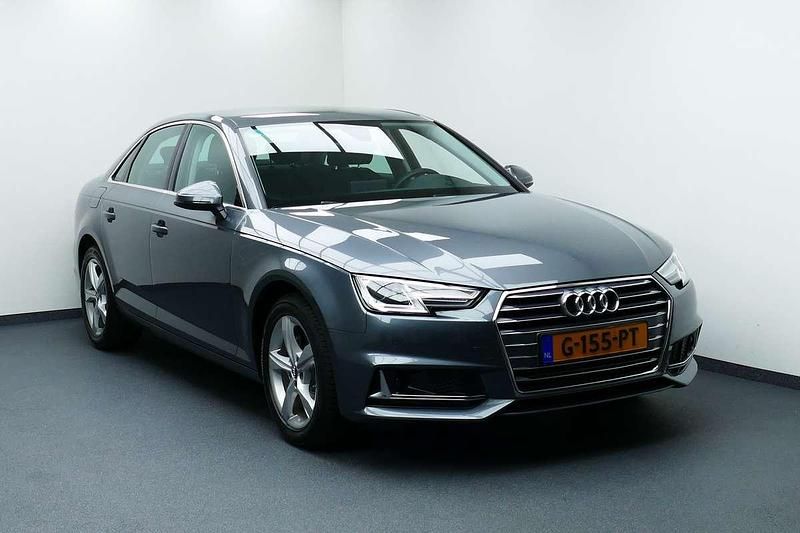 Grijs Gebruikt 2019 Audi A4 Design Sedan | € 24.449 (Eerlijke prijs) - Afbeelding 1/4
