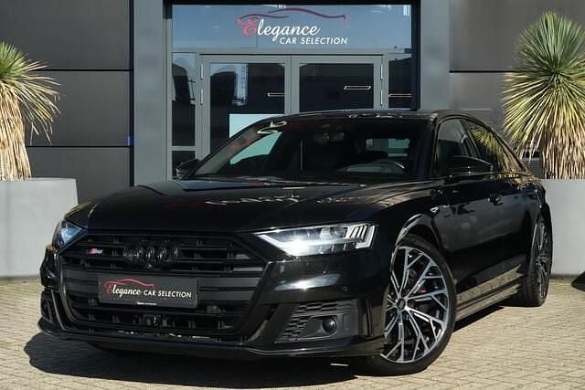 Zwart Gebruikt 2020 Audi S8 Design Sedan | € 73.950 - Afbeelding 1/4