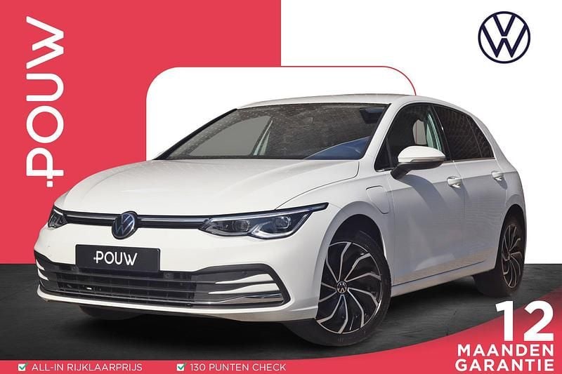 Wit Gebruikt 2021 VW Golf VIII Style Hatchback | € 22.900 (Eerlijke prijs) - Afbeelding 1/4