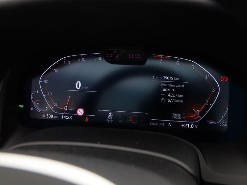 Occasion BMW 840 Executive 334 PK (245 kW) 2023 Grijs Coupé