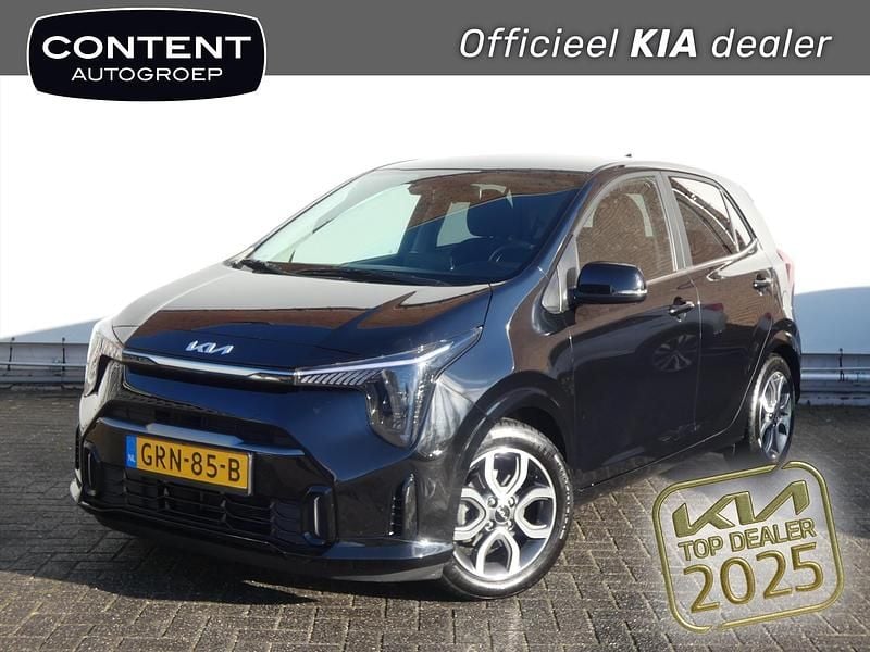 Zwart (metallic) Occasion 2024 Kia Picanto Hatchback | € 19.440 (Goede deal) - Afbeelding 1/4