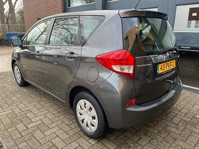 Occasion Subaru Trezia Comfort 99 PK (72 kW) 2011 Grijs Hatchback