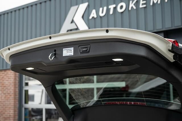 Occasion BMW 330 M Sport 291 PK (214 kW) 2024 Wit Stationwagen