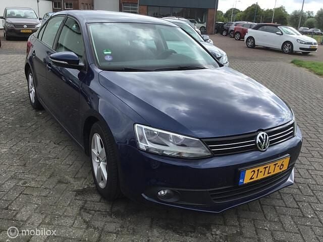 Occasion VW Jetta Comfortline 105 PK (77 kW) 2012 Blauw Sedan