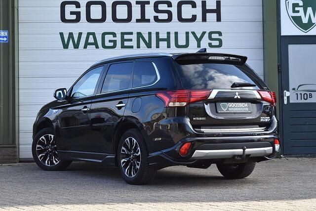 Occasion Mitsubishi Outlander Instyle 121 PK (88 kW) 2015 Zwart SUV