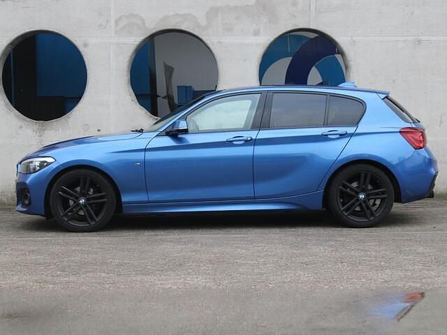 Occasion BMW 118 Executive 136 PK (100 kW) 2018 Blauw Hatchback