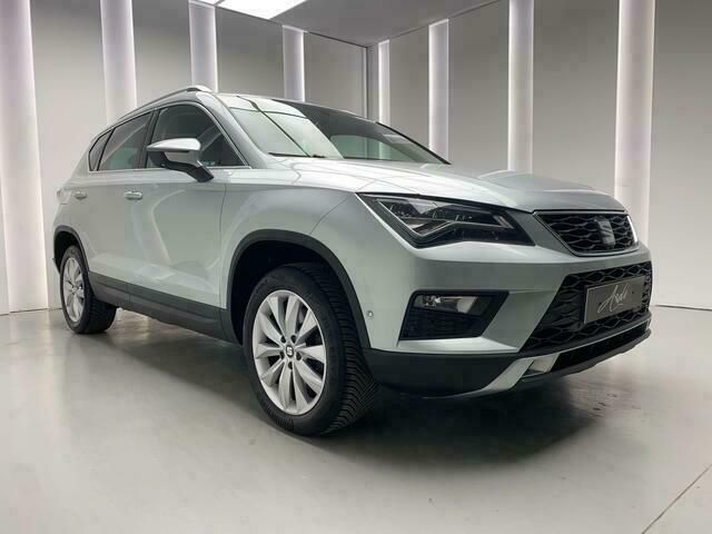 Grijs Gebruikt 2017 Seat Ateca SUV | € 17.950 (Eerlijke prijs) - Afbeelding 1/4