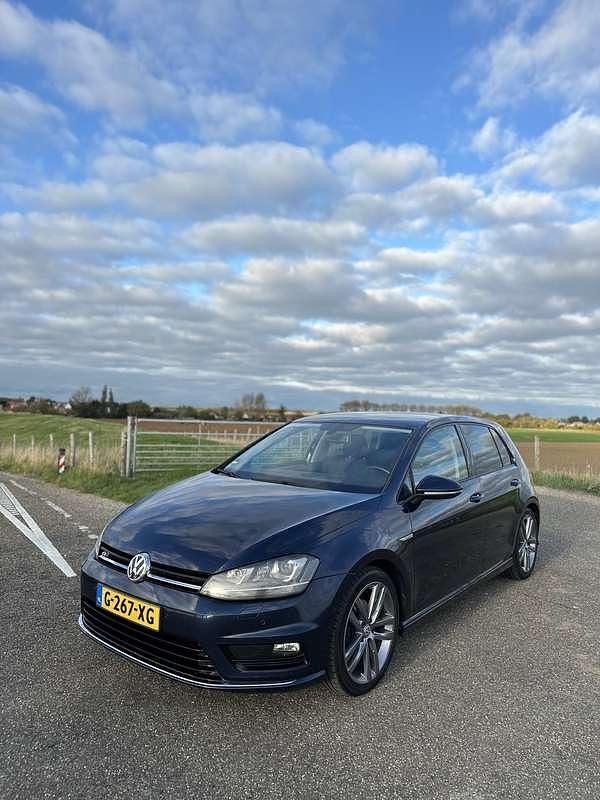 Blauw Gebruikt 2014 VW Golf VII Cup Hatchback | € 12.800 (Duur) - Afbeelding 1/4
