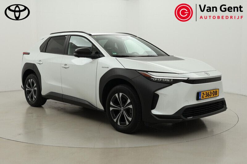Wit Gebruikt 2024 Toyota bZ4X SUV | € 33.999 (Eerlijke prijs) - Afbeelding 1/4