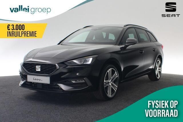 Zwart Nieuw 2025 Seat Leon ST FR Stationwagen | € 41.400 (Iets duurder) - Afbeelding 1/4