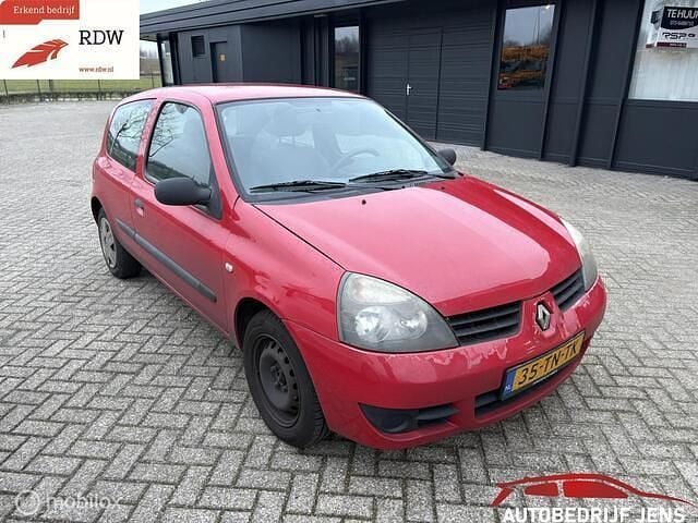 Occasion Renault Clio II Campus 58 PK (42 kW) 2006 Rood Hatchback