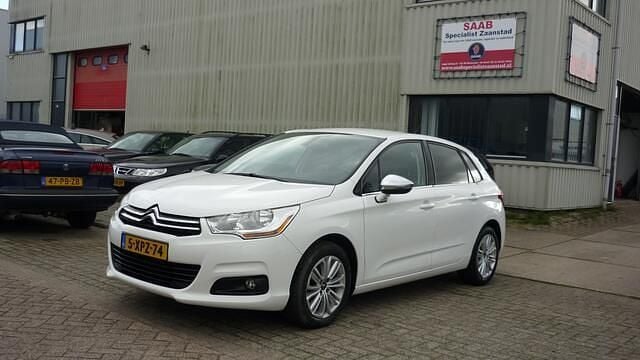 Wit Gebruikt 2014 Citroën C4 PureTech Hatchback | € 4.750 (Goede deal) - Afbeelding 1/4