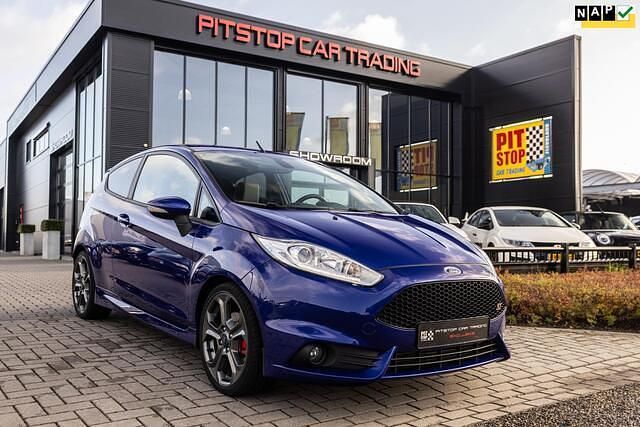 Overige Occasion 2016 Ford Fiesta ST Hatchback | € 14.750 (Duur) - Afbeelding 1/3