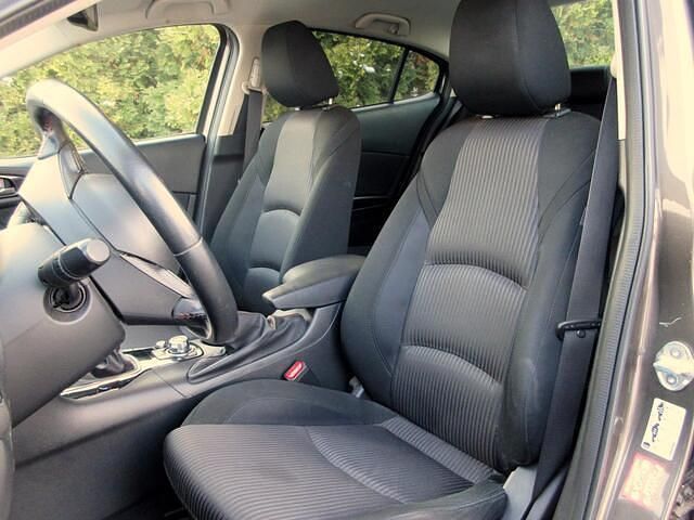 Occasion Mazda 3 120 PK (88 kW) 2015 Bruin (metallic) Sedan