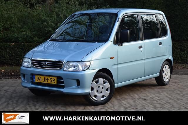 Blauw Occasion 2002 Daihatsu Move MPV | € 1.995 - Afbeelding 1/4