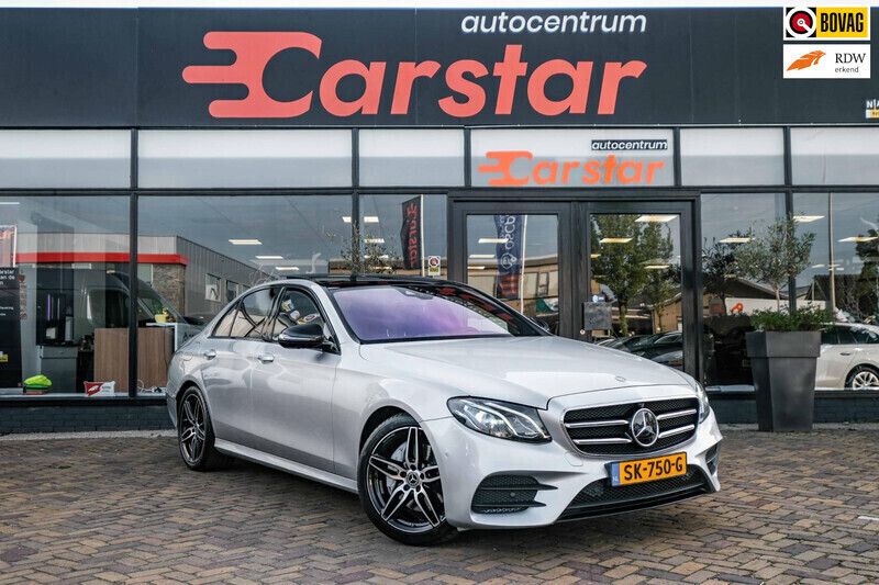 Grijs Gebruikt 2016 Mercedes E220 Prestige Sedan | € 24.950 - Afbeelding 1/4